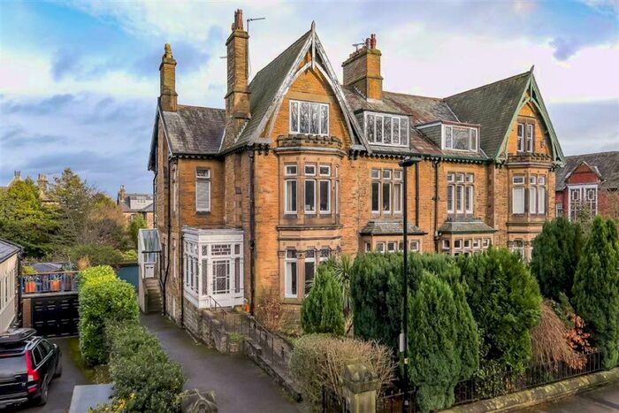 2 Bedroom Apartment To Rent In Park Drive, Harrogate, North Yorkshire, HG2