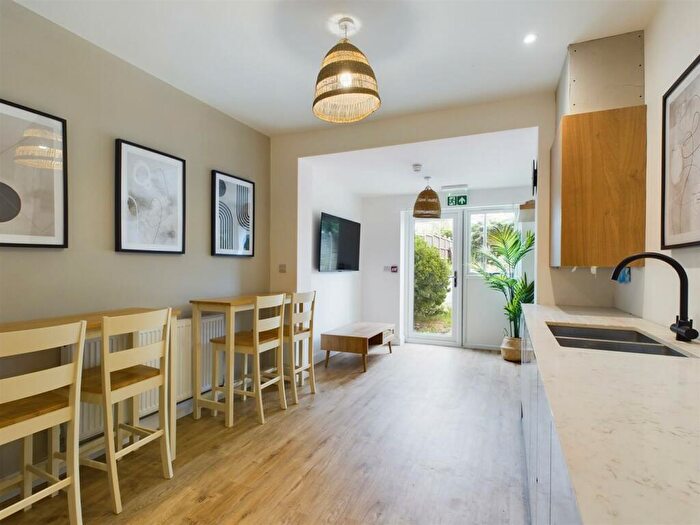 6 Bedroom Terraced House To Rent In Mackie Road, Filton, BS34