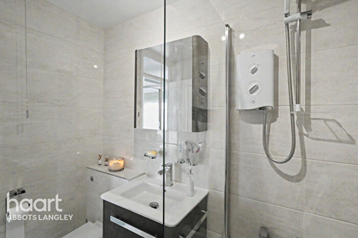 1 Bedroom Flat For Sale In Thamesdale, St Albans, AL2