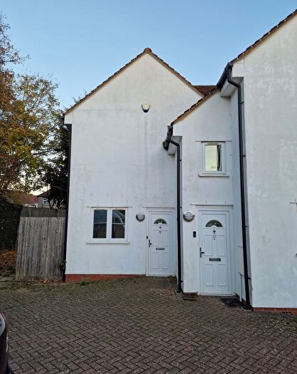 2 Bedroom Maisonette To Rent In Avondale Road, Harrow, Middlesex, HA3