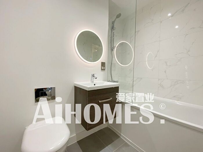 1 Bedroom Flat To Rent In Oscar House First Floor, Cleworth Street, Manchester, M15