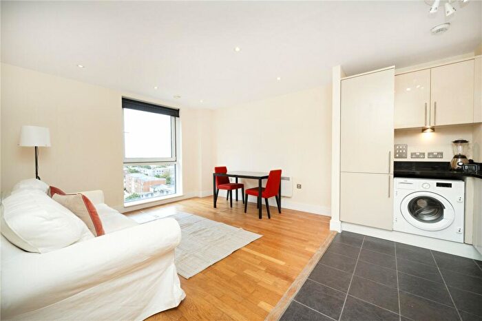 1 Bedroom Apartment To Rent In Wharfside Point South, Prestons Road, London, E14