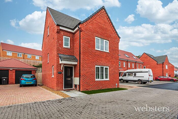4 Bedroom Detached House For Sale In Loggers Drive, Hellesdon, NR6