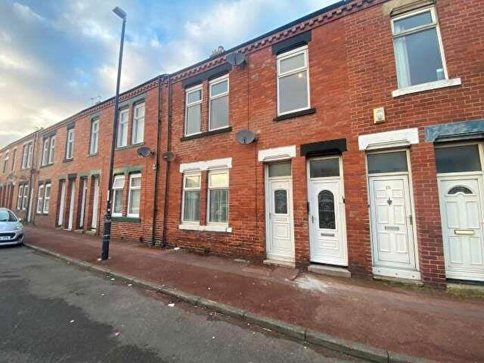 3 Bedroom Flat To Rent In Sandringham Terrace, Sunderland, SR6