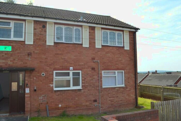 1 Bedroom Flat To Rent In Parkhouse Gardens, Lower Gornal, Dudley, DY3