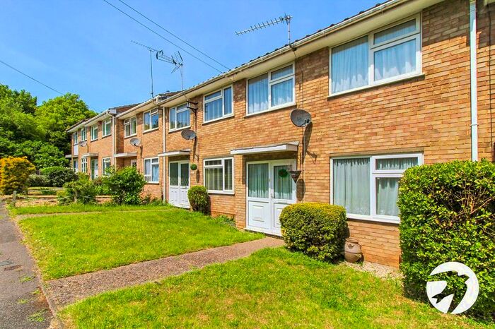 3 Bedroom Terraced House To Rent In Broadway, Gillingham ME8