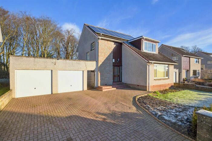 4 Bedroom Detached House For Sale In Knowehead Road, Crossford, KY12