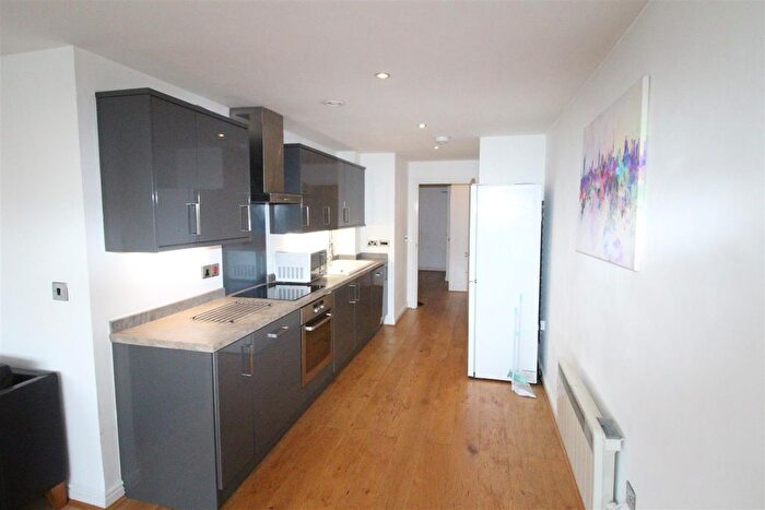 2 Bedroom Flat To Rent In St. James Gate, Newcastle Upon Tyne, NE1