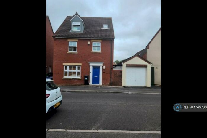 4 Bedroom Detached House To Rent In All Saints Close, Bristol, BS30