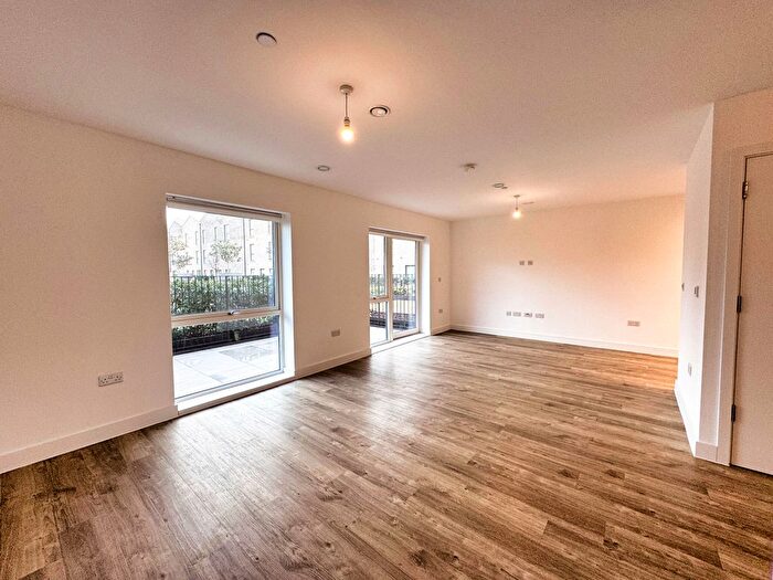1 Bedroom Studio For Sale In Marleigh Avenue, Cambridge, CB5