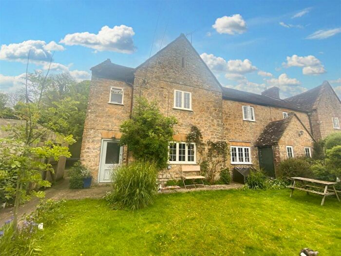 3 Bedroom Semi-Detached House To Rent In Oborne, Sherborne, DT9