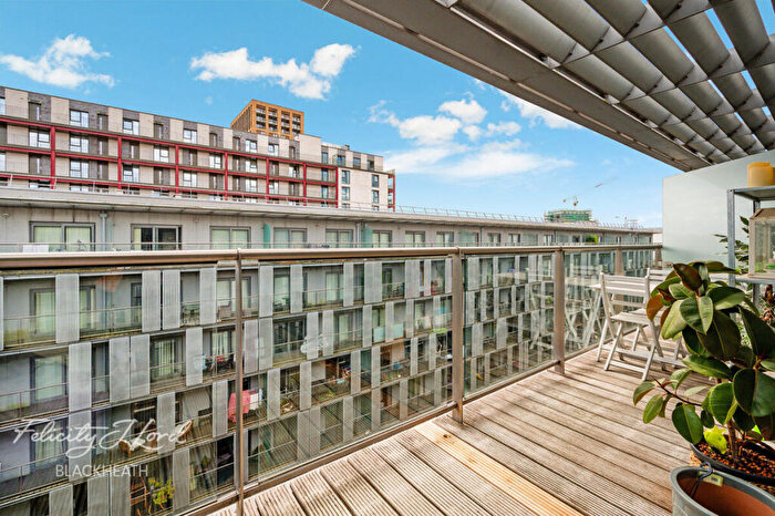 1 Bedroom Apartment For Sale In Royal Carriage Mews, London, SE18