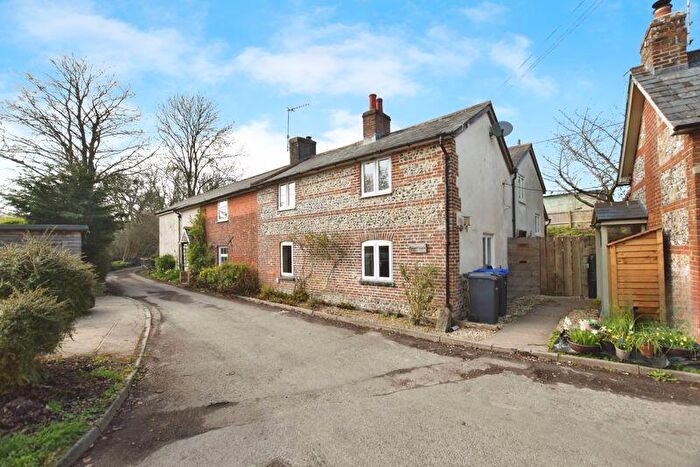 3 Bedroom Semi-Detached House To Rent In The Alley, Bishopstone, SP5