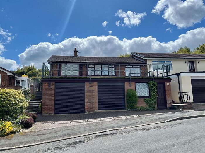 2 Bedroom Semi-Detached Bungalow For Sale In Oak Tree Crescent, Stalybridge, SK15