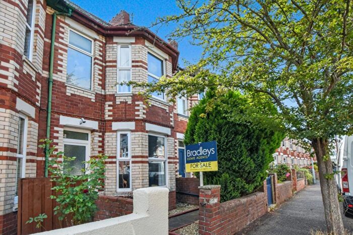 3 Bedroom Terraced House For Sale In Waverley Road, Exmouth, Devon, EX8