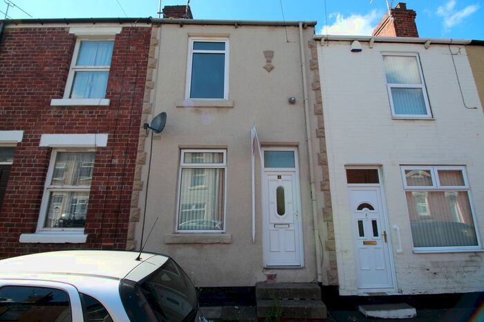 2 Bedroom End Of Terrace House To Rent In Barker Street, Mexborough, S64