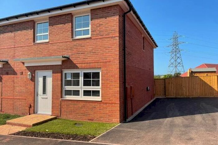 3 Bedroom Property To Rent In Hollyberry Road, Paignton, TQ4