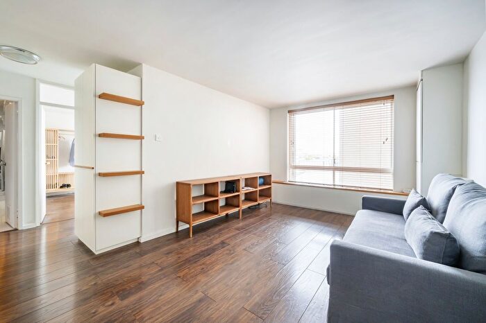 1 Bedroom Flat To Rent In Marshall Street, London, W1F