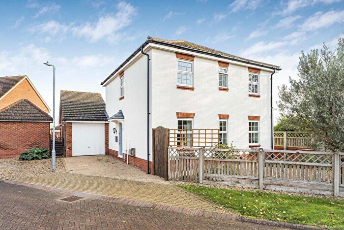4 Bedroom Detached House For Sale In Coneygate, Meppershall, Shefford, SG17
