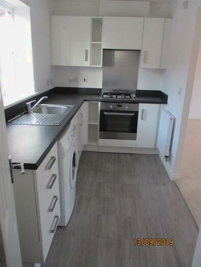 2 Bedroom Flat To Rent In Buttercup Way, Roman Fields, Witham St Hughs, LN6