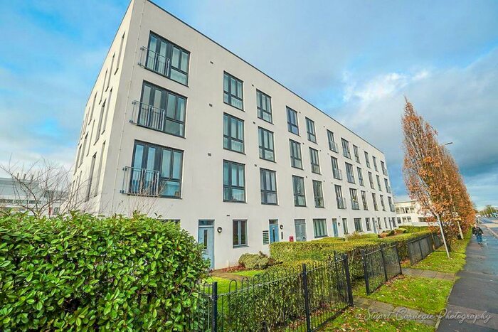 2 Bedroom Apartment To Rent In Broadwater Road, Welwyn Garden City, AL7