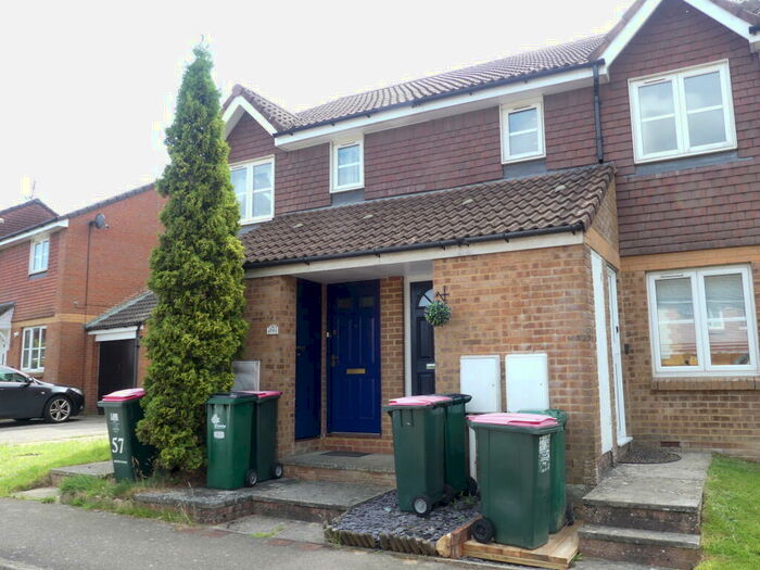 1 Bedroom Maisonette To Rent In Bolton Road, Crawley, RH10