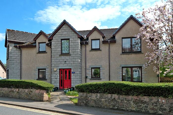 2 Bedroom Flat To Rent In Union Street, Ellon, Aberdeenshire, AB41