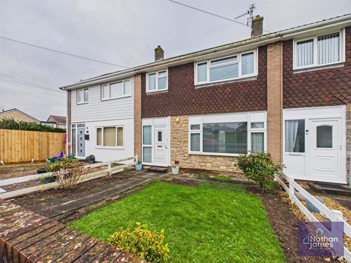 3 Bedroom Terraced House For Sale In Longfellow Road, Caldicot, NP26