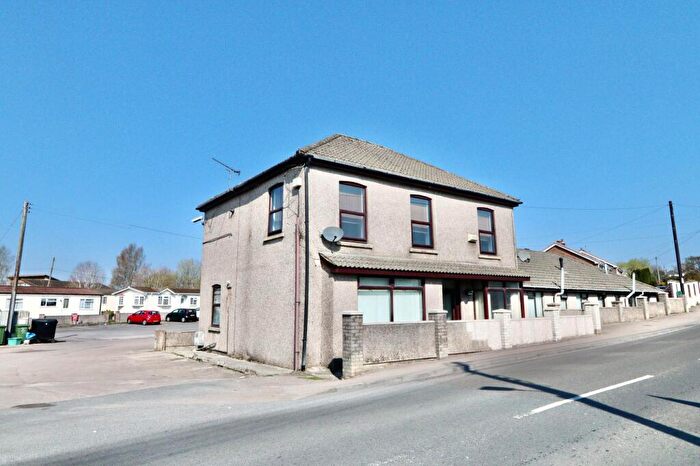 2 Bedroom Apartment To Rent In New Road, Coalway, GL16