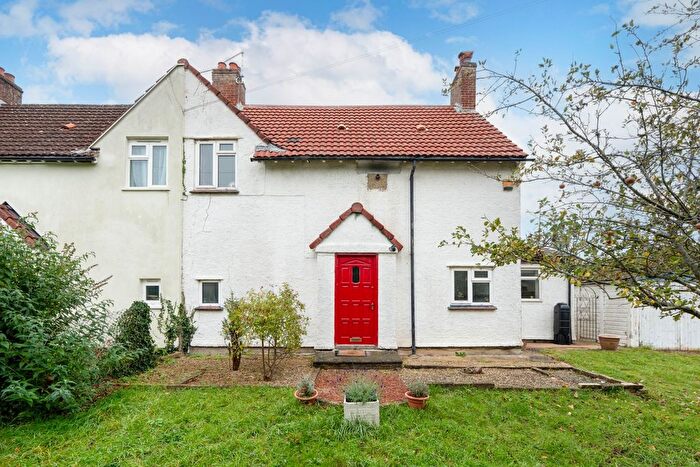 3 Bedroom Semi-Detached House To Rent In Churchill Place, Oxford, OX2