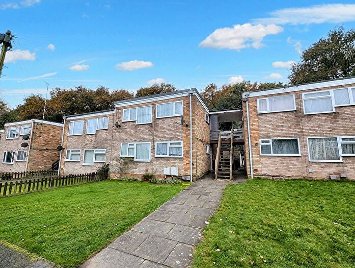 2 Bedroom Flat To Rent In Woodcraft Close, Coventry, CV4