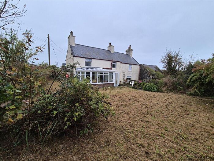 4 Bedroom Detached House For Sale In Marianglas, Benllech, Anglesey, LL73