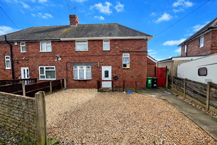 3 Bedroom Semi Detached House For Sale In Tiled House Lane, Brierley Hill, DY5