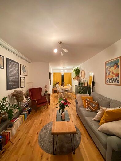 2 Bedroom Flat To Rent In Alpine Grove, E9