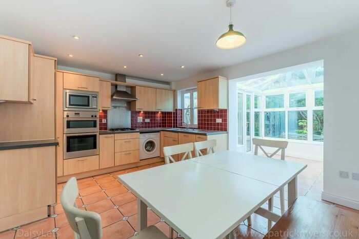 4 Bedroom Terraced House To Rent In Brockwell Park Row, Brixton, London, SW2