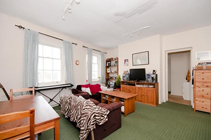 2 Bedroom Flat To Rent In Cloudesley Place, Islington, N1