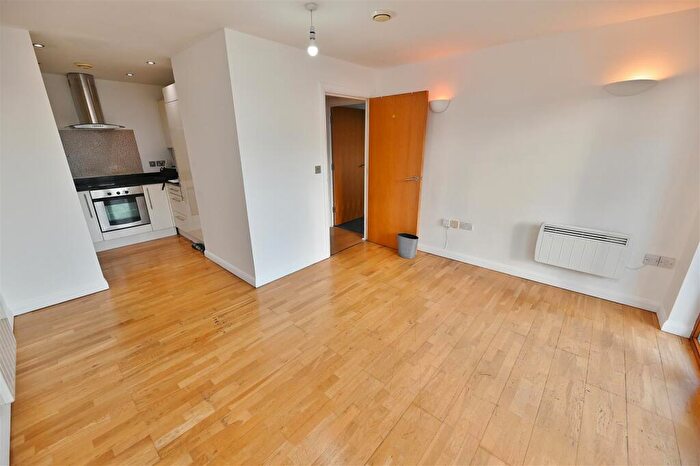 1 Bedroom Flat For Sale In Icon, Ilford Hill, Ilford, IG1