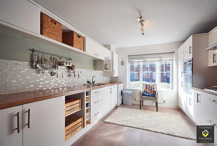 4 Bedroom Detached House For Sale In Quayside Way, Hempsted, GL2