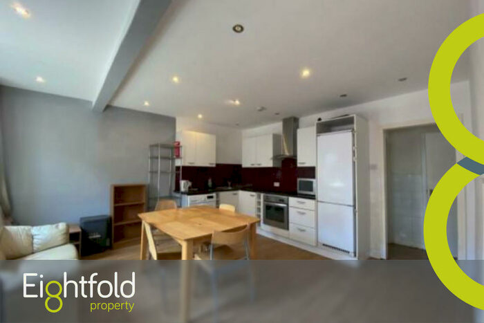 4 Bedroom Semi-Detached House To Rent In Clayton Road, Brighton, BN2