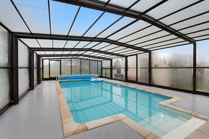 8 Bedroom Detached House For Sale In King John Bank, Walpole St. Andrew, PE14