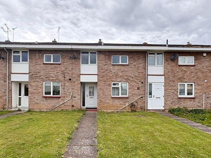 2 Bedroom Terraced House To Rent In Woolmer Green, Basildon, Essex, SS15