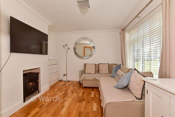 2 Bedroom End Of Terrace House For Sale In Church Way, Whitstable, Kent, CT5