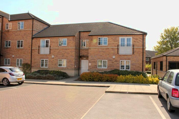 2 Bedroom Flat To Rent In Russet House, Birch Close, York YO31