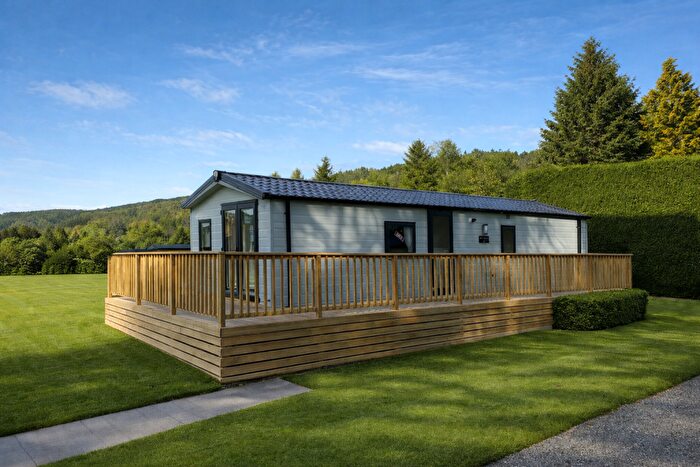 2 Bedroom Caravan For Sale In Blackmoor Lane, Bardsey, Leeds, LS17