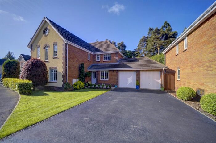 4 Bedroom Detached House For Sale In Ffordd Ger Y Llyn, Tircoed Forest Village, Penllergaer, Swansea, SA4