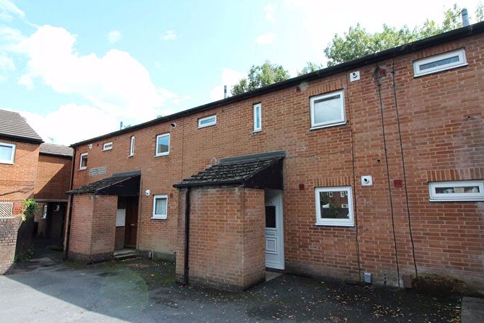 1 Bedroom Flat To Rent In Waltham Gardens, Manchester, M26