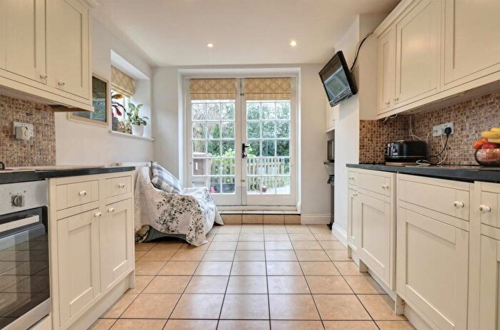 2 Bedroom Barn Conversion For Sale In High Wych, Hertfordshire, Sawbridgeworth, CM21