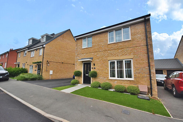 4 Bedroom Detached House For Sale In Thorpe Road, Bishop's Stortford, Hertfordshire, CM23