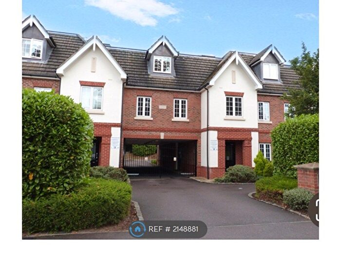 2 Bedroom Flat To Rent In Fernbank Road, Ascot, SL5