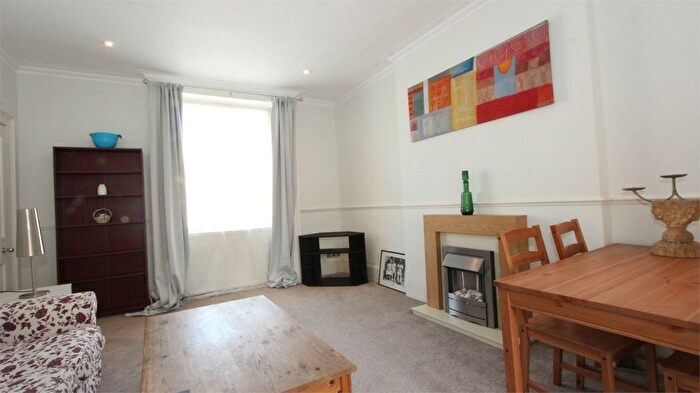 1 Bedroom Flat To Rent In Gloucester Place, Regents Park, London, NW1